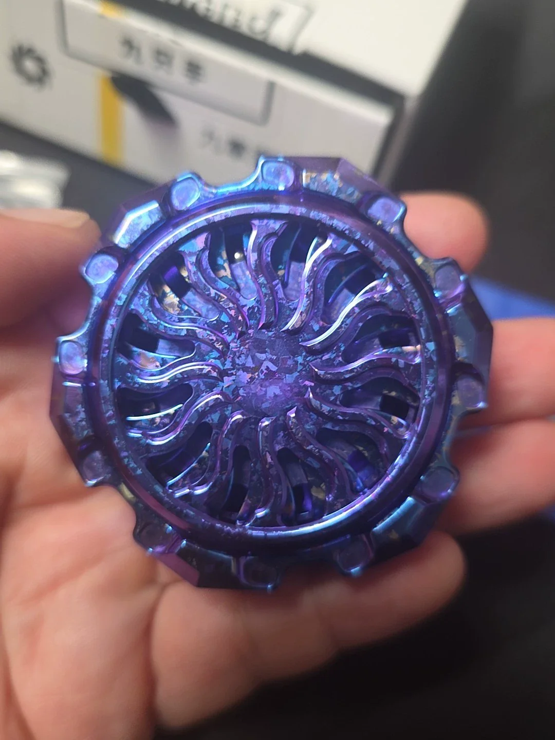 Thumbnail 4