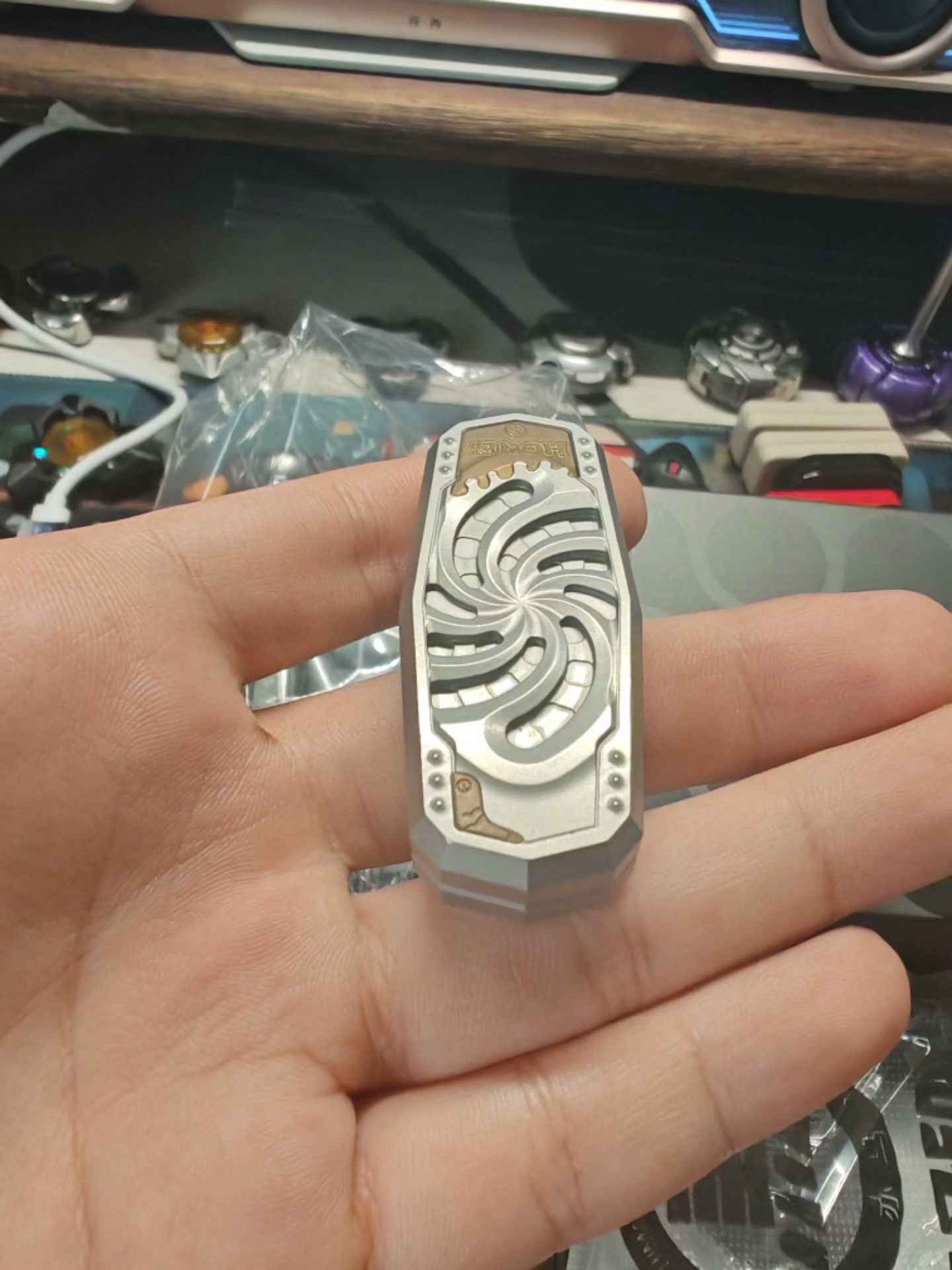 Thumbnail 5